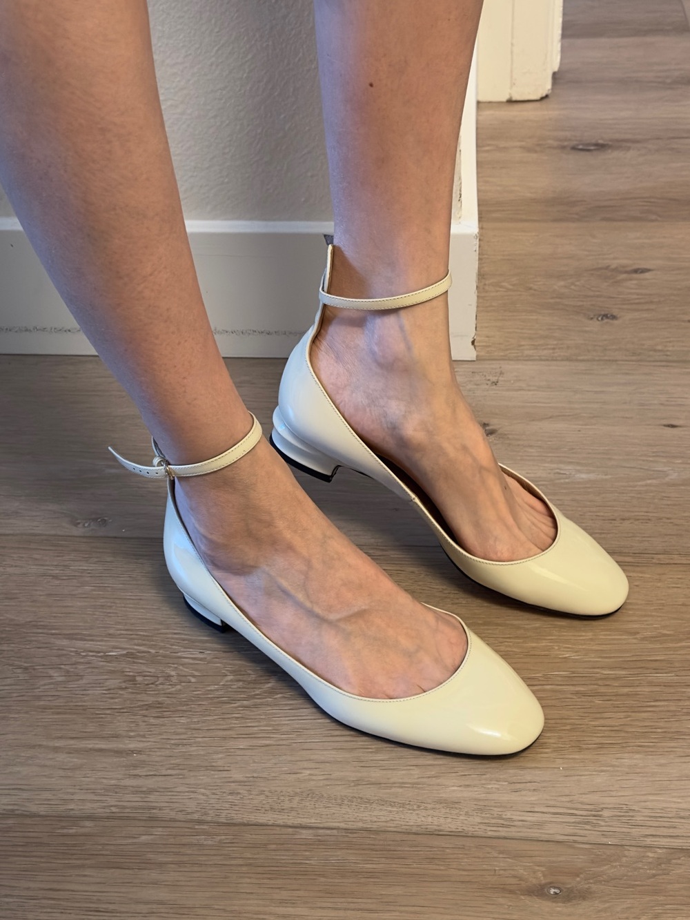 Valentino Garavani Cream Leather Ankle-Strap Low Heel Pumps - Picture 7 of 7